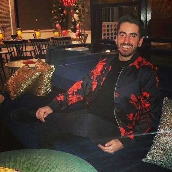 Meet your Posher, Andrew - Picture 1 of 1